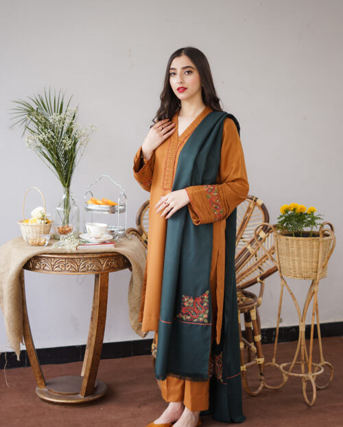 Caramel Dhanak Heavy 3pc Emboidery SM-1029